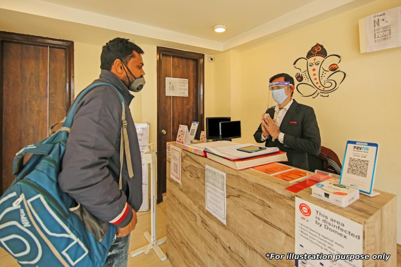 Oyo Flagship 13885 Metro Residency Hotell Mumbai Exteriör bild