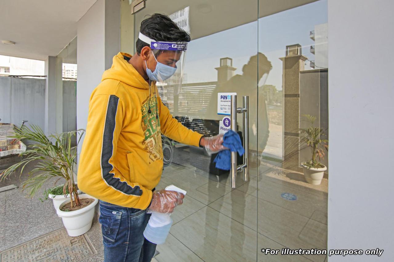 Oyo Flagship 13885 Metro Residency Hotell Mumbai Exteriör bild