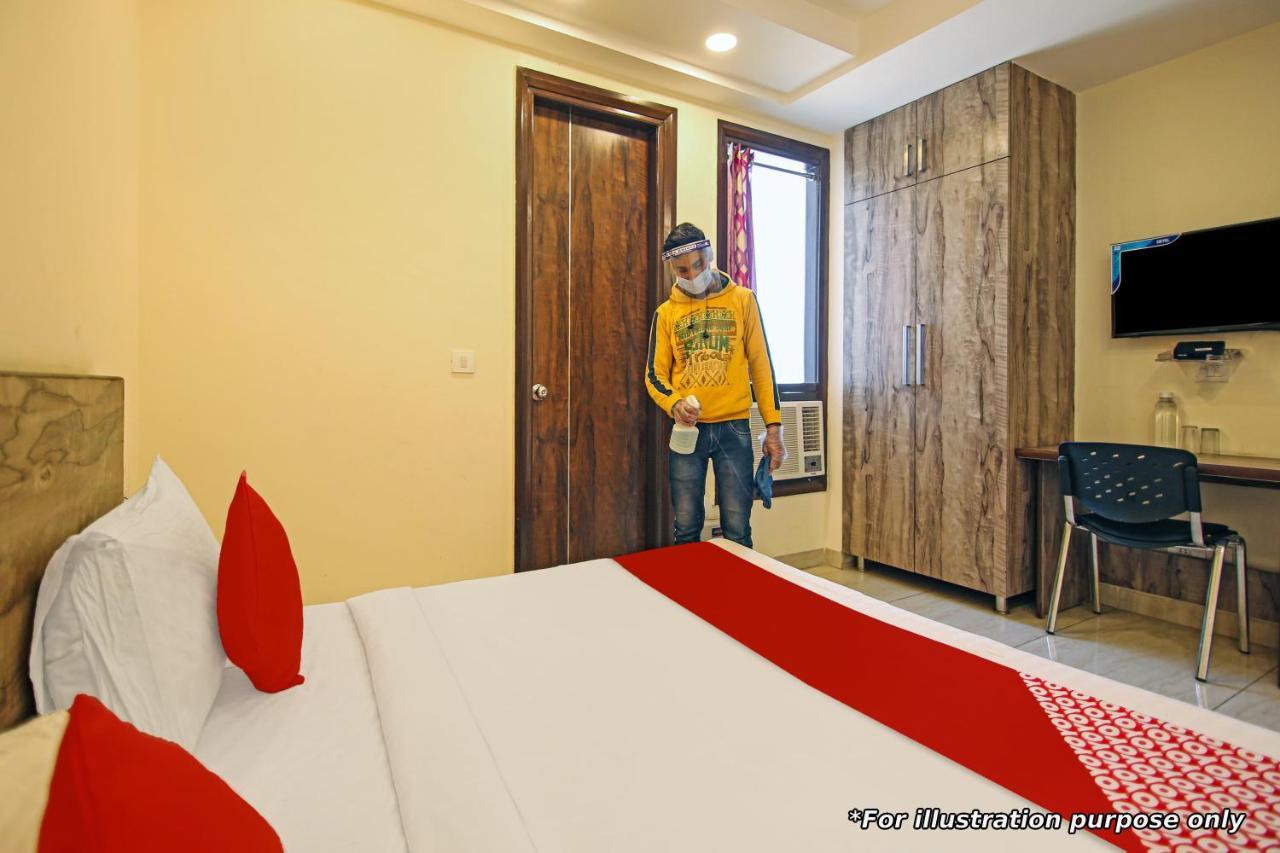 Oyo Flagship 13885 Metro Residency Hotell Mumbai Exteriör bild